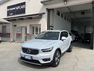 Usata Volvo XC40 Inscription 129 CV (94 kW) 2021 Argento SUV