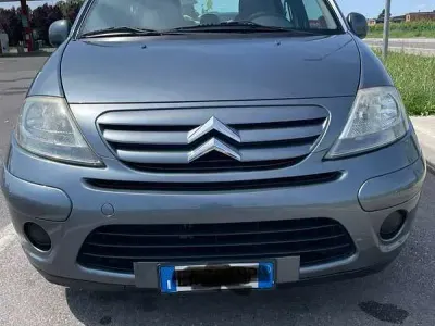Begagnad Citroën C3 Exclusive 73 HK (53 kW) 2010 Sedan