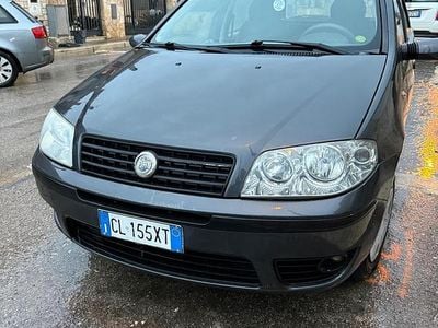 Usata Fiat Punto Dynamic 59 CV (43 kW) 2003 Nero Utilitaria