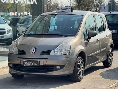 Usata Renault Grand Modus 102 CV (75 kW) 2008 Marrone Monovolume