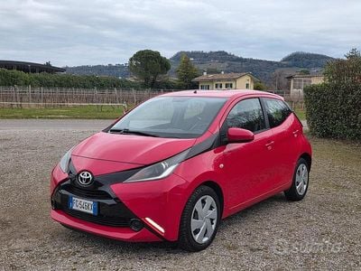 Rosso Usata 2017 Toyota Aygo Utilitaria | 5990 € (Ottimo prezzo)