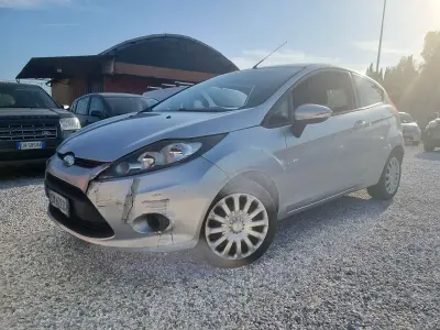 Usata Ford Fiesta Titanium 95 CV (69 kW) 2009 Other Berlina