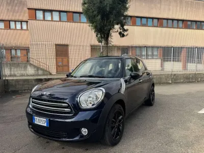 Usata Mini Park Lane Countryman 111 CV (81 kW) 2016 Blu/azzurro SUV