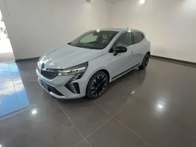 Nuova Renault Clio V Techno 100 CV (73 kW) 2025 Grigio Berlina