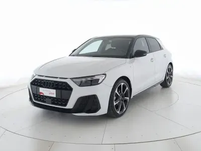 Usata Audi A1 Sportback Comfort 116 CV (85 kW) 2025 Bianco ghiaccio metallizzato Utilitaria