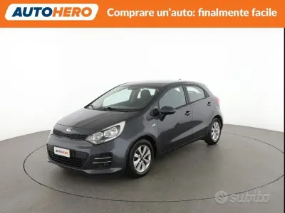 Usata Kia Rio 75 CV (55 kW) 2016 Grigio Utilitaria