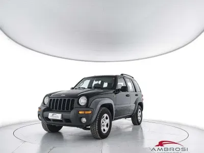 Usata Jeep Cherokee Sport 143 CV (105 kW) 2004 Nero SUV
