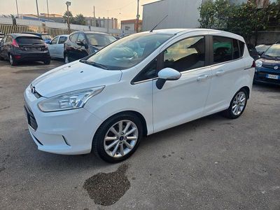 Usata Ford B-MAX Titanium 87 CV (63 kW) 2017 Bianco Monovolume