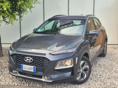 Usata Hyundai Kona 105 CV (77 kW) 2021 Grigio SUV
