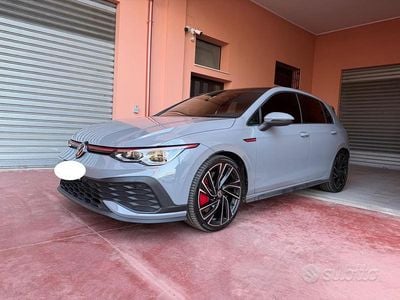 Usata VW Golf VII GTI Clubsport 300 CV (220 kW) 2021 Grigio Utilitaria