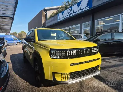 Nuova Fiat Grande Panda La Prima 101 CV (74 kW) 2025 Giallo Utilitaria
