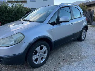 Usata Fiat Sedici Emotion 120 CV (88 kW) 2007 SUV
