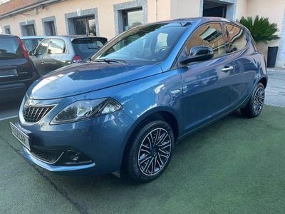 Usata Lancia Ypsilon Gold 69 CV (50 kW) 2023 Antracite Utilitaria