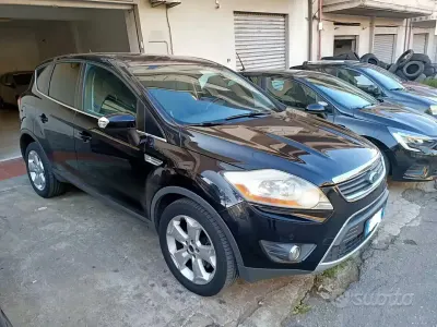 Usata Ford Kuga 136 CV (100 kW) 2009 Nero SUV