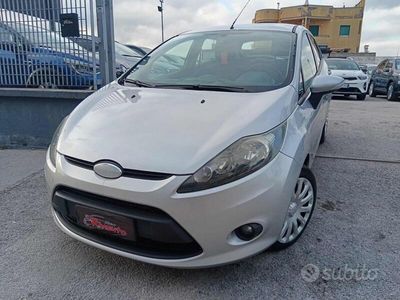 usata Ford Fiesta 1.4 TDCi 68CV 5 porte