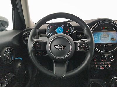 Usata Mini Cooper 136 CV (100 kW) 2023 Midnight black Utilitaria