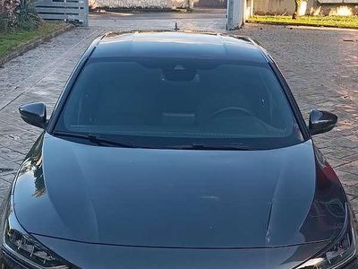 Grigio Usata 2023 Ford Focus ST-Line Berlina | 16.500 € (Buon prezzo)