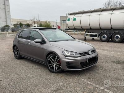 VW Golf VII