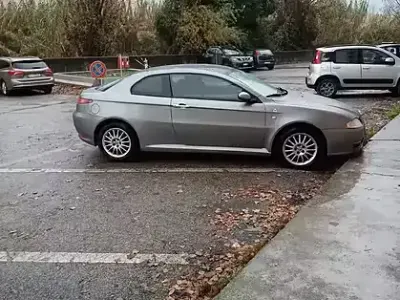 Usata Alfa Romeo GT 150 CV (110 kW) 2004 Grigio Coupé