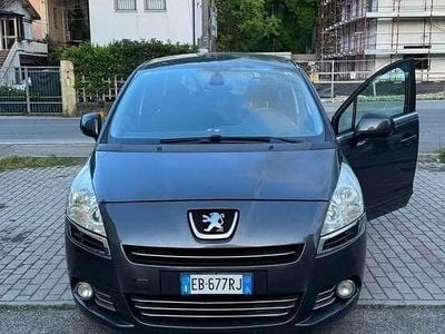 Usata Peugeot 5008 109 CV (80 kW) 2010 Monovolume