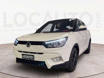 Bianco Usata 2016 Ssangyong (KGM) Tivoli SUV | 9990 € (Buon prezzo)