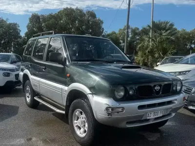 Usata Nissan Terrano SE 125 CV (91 kW) 1998 Verde SUV