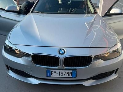 Usata BMW 318 143 CV (105 kW) 2015 Grigio Station wagon