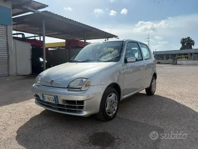 Usata Fiat 600 Anniversary 54 CV (39 kW) 2008 Grigio Utilitaria