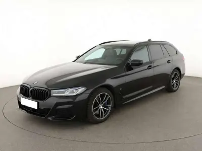 Usata BMW 520 M Sport 190 CV (139 kW) 2022 Sophisto grey brilliant effect Station wagon
