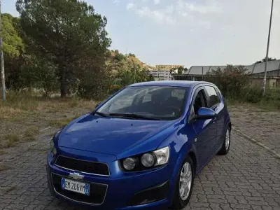 Usata Chevrolet Aveo LT 86 CV (63 kW) 2012 Bluazzurro Berlina