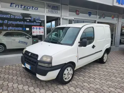 Usata Fiat Doblò 63 CV (46 kW) 2003 Bianco Monovolume