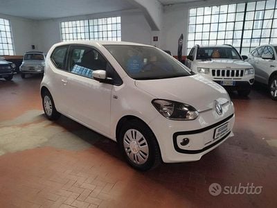 Begagnad VW up! 67 HK (49 kW) 2013 Vit Halvkombi