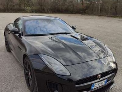 usata Jaguar F-Type Coupe 2.0 i4 R-Dynamic rwd 300cv auto