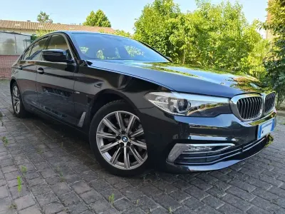 Usata BMW 520 Luxury Line 190 CV (139 kW) 2017 Nero Berlina