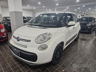 Usata Fiat 500L Lounge 120 CV (88 kW) 2016 Bianco Monovolume