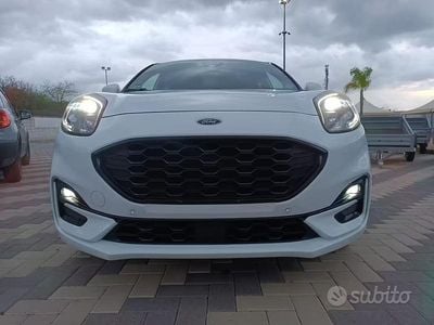 Usata Ford Puma ST-Line X 120 CV (88 kW) 2021 Bianco SUV