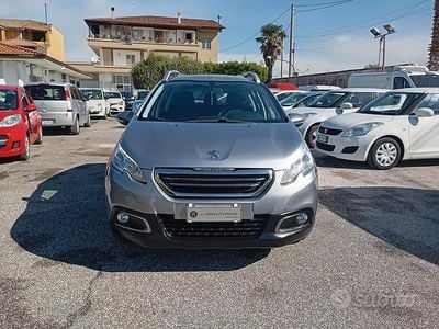 Usata Peugeot 2008 Active 92 CV (67 kW) 2015 Grigio SUV