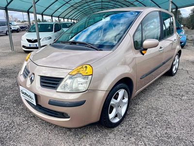 Usata Renault Modus Dynamique 82 CV (60 kW) 2005 Marrone Monovolume
