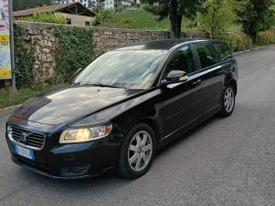 Usata Volvo V50 136 CV (100 kW) 2010 Station wagon