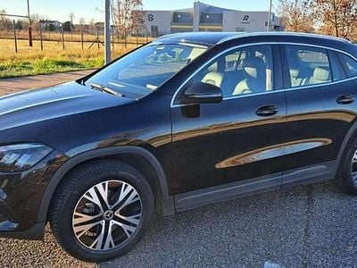 Usata Mercedes GLA200 Business 150 CV (110 kW) 2024 Nero SUV
