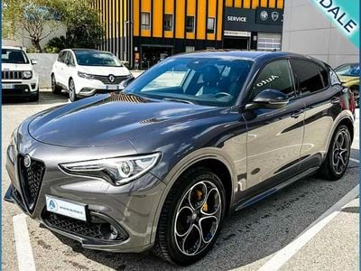 Begagnad Alfa Romeo Stelvio Veloce 210 HK (154 kW) 2021 Grå SUV
