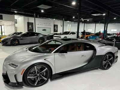 Usata Bugatti Chiron 2023 Argento Coupé