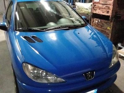 Usata Peugeot 206 88 CV (64 kW) 2006 Blu Berlina