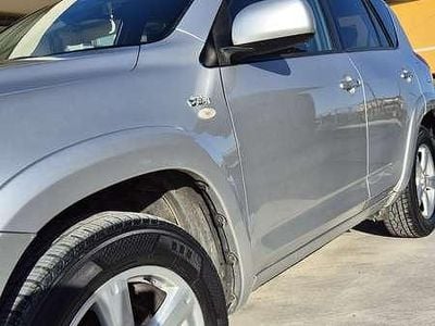 Usata Toyota RAV4 Luxury 177 CV (130 kW) 2006 SUV