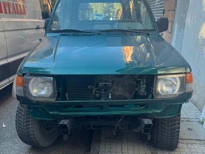 Usata Mitsubishi Pajero Top 100 CV (73 kW) 1996 Verde SUV