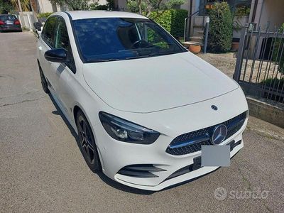 Usata Mercedes B200 Premium 150 CV (110 kW) 2020 Bianco Monovolume