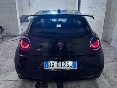 Usata Alfa Romeo MiTo 90 CV (66 kW) 2009 Nero Utilitaria