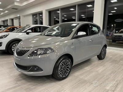 usata Lancia Ypsilon 1.0 70CV 5P. HYBRID ALBERTA FERRETT