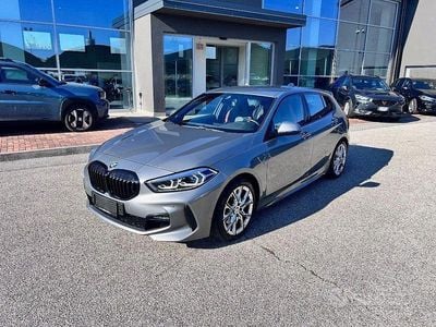 Usata BMW 118 M Sport 136 CV (100 kW) 2024 Grigio scuro Utilitaria