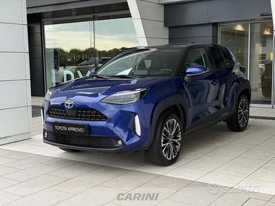Usata Toyota Yaris Cross Lounge 116 CV (85 kW) 2022 Blu/azzurro SUV